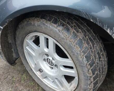 Серый Фольксваген Гольф, объемом двигателя 1.39 л и пробегом 238 тыс. км за 3500 $, фото 5 на Automoto.ua