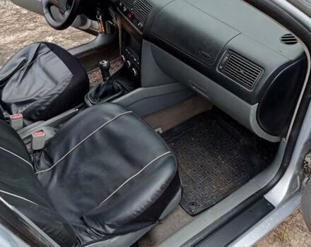 Сірий Фольксваген Гольф, об'ємом двигуна 1.6 л та пробігом 300 тис. км за 3700 $, фото 6 на Automoto.ua