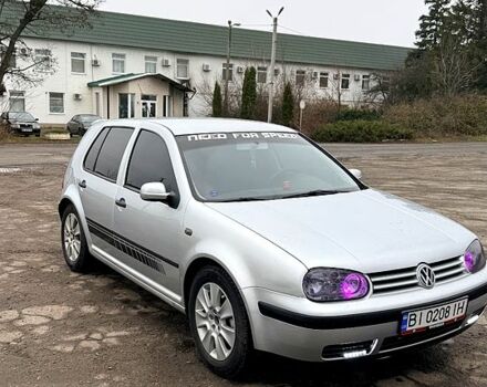 Серый Фольксваген Гольф, объемом двигателя 1.6 л и пробегом 318 тыс. км за 4900 $, фото 1 на Automoto.ua