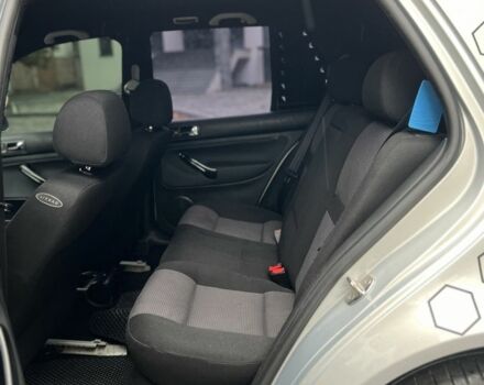 Серый Фольксваген Гольф, объемом двигателя 1.6 л и пробегом 263 тыс. км за 4000 $, фото 10 на Automoto.ua