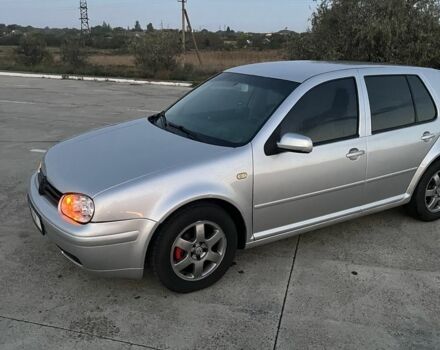 Серый Фольксваген Гольф, объемом двигателя 1.6 л и пробегом 290 тыс. км за 3500 $, фото 2 на Automoto.ua