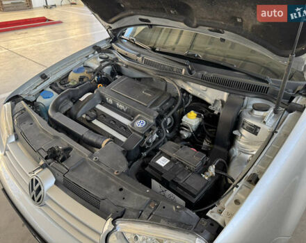 Серый Фольксваген Гольф, объемом двигателя 1.6 л и пробегом 136 тыс. км за 4850 $, фото 18 на Automoto.ua