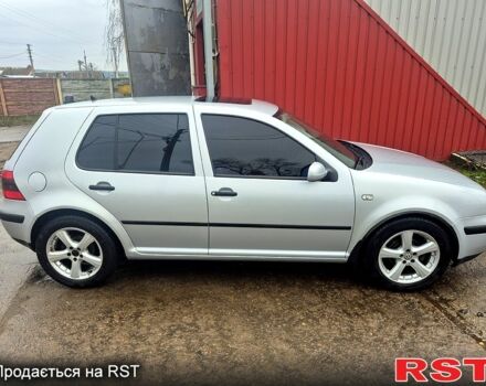 Серый Фольксваген Гольф, объемом двигателя 1.6 л и пробегом 322 тыс. км за 4700 $, фото 1 на Automoto.ua