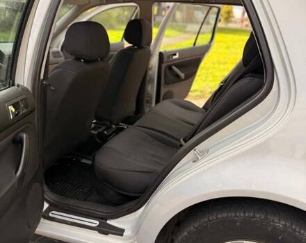 Серый Фольксваген Гольф, объемом двигателя 1.6 л и пробегом 311 тыс. км за 4300 $, фото 9 на Automoto.ua