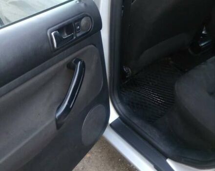 Серый Фольксваген Гольф, объемом двигателя 1.39 л и пробегом 253 тыс. км за 3700 $, фото 36 на Automoto.ua