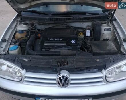 Серый Фольксваген Гольф, объемом двигателя 1.39 л и пробегом 253 тыс. км за 3700 $, фото 9 на Automoto.ua