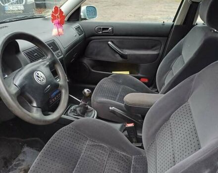 Серый Фольксваген Гольф, объемом двигателя 1.6 л и пробегом 238 тыс. км за 3850 $, фото 7 на Automoto.ua