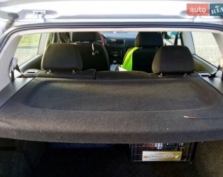 Серый Фольксваген Гольф, объемом двигателя 1.4 л и пробегом 234 тыс. км за 3850 $, фото 20 на Automoto.ua