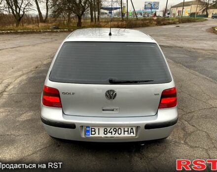 Серый Фольксваген Гольф, объемом двигателя 1.6 л и пробегом 170 тыс. км за 4600 $, фото 5 на Automoto.ua