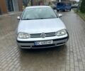 Серый Фольксваген Гольф, объемом двигателя 1.39 л и пробегом 300 тыс. км за 2750 $, фото 1 на Automoto.ua