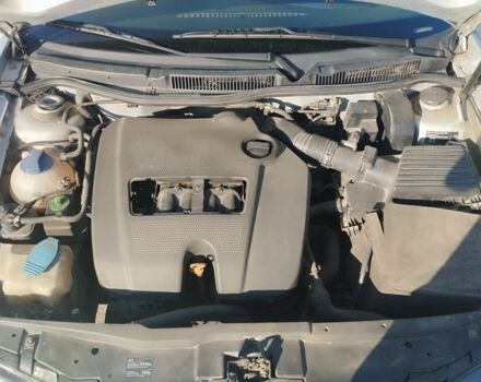 Серый Фольксваген Гольф, объемом двигателя 1.6 л и пробегом 227 тыс. км за 4500 $, фото 19 на Automoto.ua