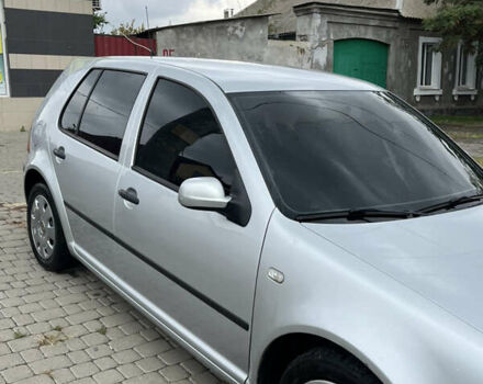 Серый Фольксваген Гольф, объемом двигателя 1.39 л и пробегом 210 тыс. км за 3900 $, фото 3 на Automoto.ua