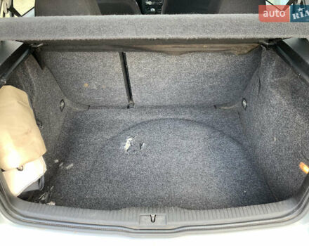 Серый Фольксваген Гольф, объемом двигателя 1.6 л и пробегом 256 тыс. км за 3900 $, фото 11 на Automoto.ua