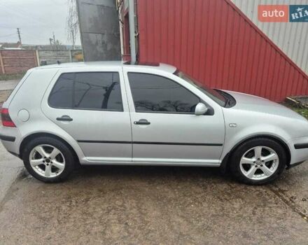 Серый Фольксваген Гольф, объемом двигателя 1.6 л и пробегом 333 тыс. км за 4700 $, фото 7 на Automoto.ua