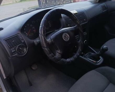 Серый Фольксваген Гольф, объемом двигателя 1.6 л и пробегом 220 тыс. км за 3650 $, фото 11 на Automoto.ua