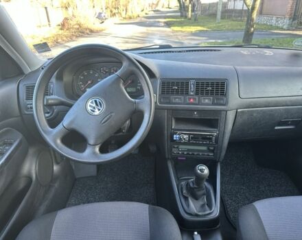 Серый Фольксваген Гольф, объемом двигателя 1.6 л и пробегом 154 тыс. км за 4699 $, фото 16 на Automoto.ua