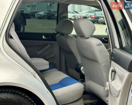 Сірий Фольксваген Гольф, об'ємом двигуна 1.98 л та пробігом 258 тис. км за 3300 $, фото 17 на Automoto.ua