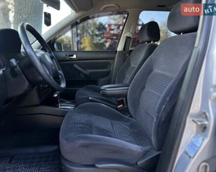 Сірий Фольксваген Гольф, об'ємом двигуна 1.98 л та пробігом 156 тис. км за 5000 $, фото 25 на Automoto.ua