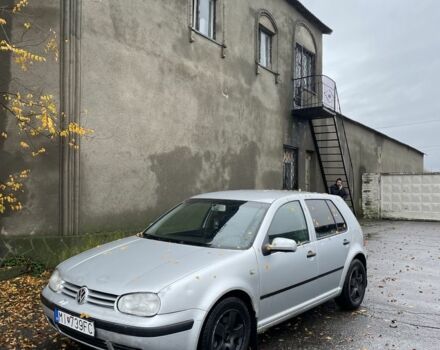 Серый Фольксваген Гольф, объемом двигателя 1.4 л и пробегом 280 тыс. км за 1200 $, фото 1 на Automoto.ua