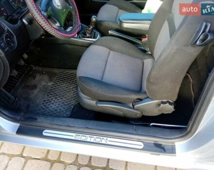 Серый Фольксваген Гольф, объемом двигателя 1.4 л и пробегом 234 тыс. км за 3850 $, фото 9 на Automoto.ua