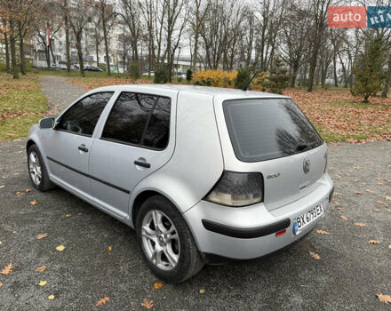 Серый Фольксваген Гольф, объемом двигателя 1.6 л и пробегом 200 тыс. км за 3300 $, фото 3 на Automoto.ua