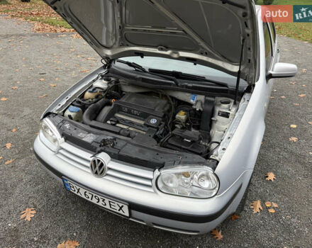 Серый Фольксваген Гольф, объемом двигателя 1.6 л и пробегом 200 тыс. км за 3300 $, фото 9 на Automoto.ua