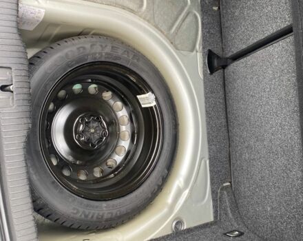 Серый Фольксваген Гольф, объемом двигателя 1.4 л и пробегом 242 тыс. км за 4500 $, фото 10 на Automoto.ua