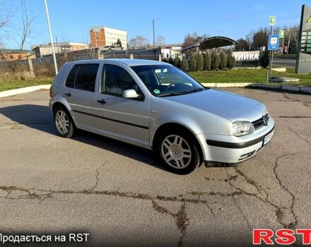 Сірий Фольксваген Гольф, об'ємом двигуна 1.6 л та пробігом 220 тис. км за 4100 $, фото 1 на Automoto.ua