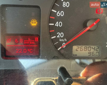 Серый Фольксваген Гольф, объемом двигателя 1.6 л и пробегом 270 тыс. км за 3500 $, фото 11 на Automoto.ua