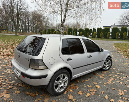 Серый Фольксваген Гольф, объемом двигателя 1.6 л и пробегом 200 тыс. км за 3300 $, фото 5 на Automoto.ua