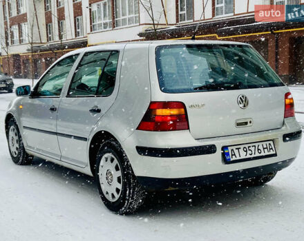Серый Фольксваген Гольф, объемом двигателя 1.39 л и пробегом 211 тыс. км за 2750 $, фото 18 на Automoto.ua
