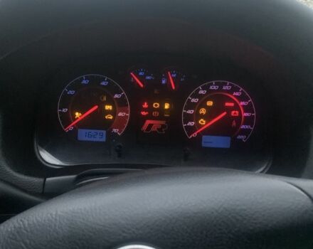 Серый Фольксваген Гольф, объемом двигателя 1.4 л и пробегом 302 тыс. км за 3500 $, фото 9 на Automoto.ua