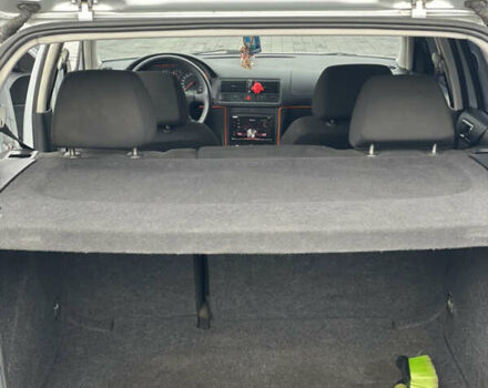 Сірий Фольксваген Гольф, об'ємом двигуна 1.6 л та пробігом 278 тис. км за 4100 $, фото 11 на Automoto.ua