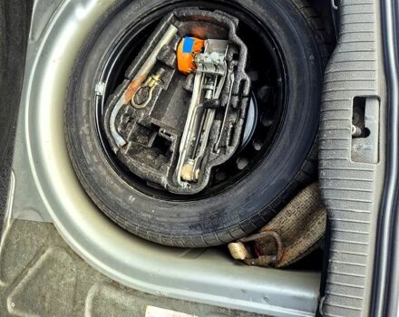 Серый Фольксваген Гольф, объемом двигателя 1.6 л и пробегом 322 тыс. км за 4700 $, фото 3 на Automoto.ua