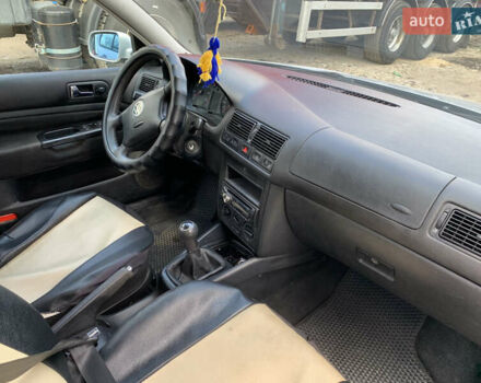 Серый Фольксваген Гольф, объемом двигателя 1.6 л и пробегом 256 тыс. км за 3900 $, фото 8 на Automoto.ua