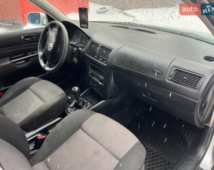 Серый Фольксваген Гольф, объемом двигателя 1.39 л и пробегом 245 тыс. км за 2750 $, фото 14 на Automoto.ua