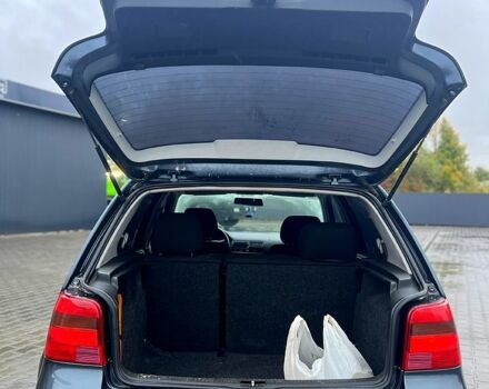 Фольксваген Гольф 2000 в Бару на Automoto.ua Серый Фольксваген Гольф, объемом двигателя 1.6 л и пробегом 167 тыс. км за 4500 $, фото 3 на Automoto.ua