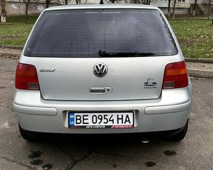 Серый Фольксваген Гольф, объемом двигателя 1.6 л и пробегом 213 тыс. км за 3600 $, фото 12 на Automoto.ua