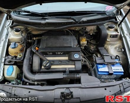 Серый Фольксваген Гольф, объемом двигателя 1.4 л и пробегом 212 тыс. км за 3600 $, фото 3 на Automoto.ua