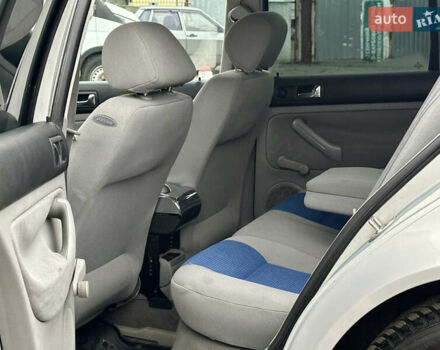 Сірий Фольксваген Гольф, об'ємом двигуна 1.98 л та пробігом 258 тис. км за 3300 $, фото 16 на Automoto.ua