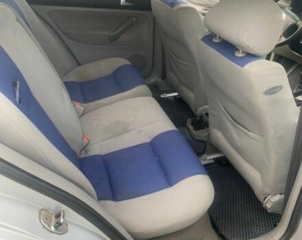 Серый Фольксваген Гольф, объемом двигателя 1.6 л и пробегом 290 тыс. км за 3500 $, фото 12 на Automoto.ua