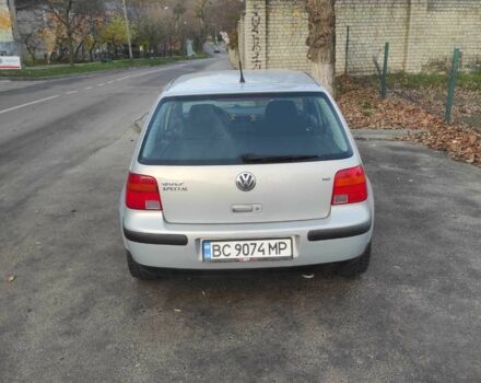 Серый Фольксваген Гольф, объемом двигателя 1.6 л и пробегом 290 тыс. км за 4200 $, фото 2 на Automoto.ua