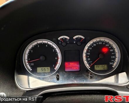 Серый Фольксваген Гольф, объемом двигателя 1.4 л и пробегом 212 тыс. км за 3600 $, фото 10 на Automoto.ua