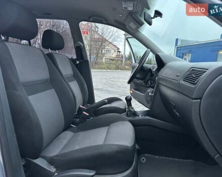 Серый Фольксваген Гольф, объемом двигателя 1.39 л и пробегом 189 тыс. км за 2999 $, фото 33 на Automoto.ua