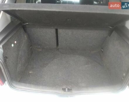 Серый Фольксваген Гольф, объемом двигателя 1.6 л и пробегом 220 тыс. км за 3700 $, фото 10 на Automoto.ua