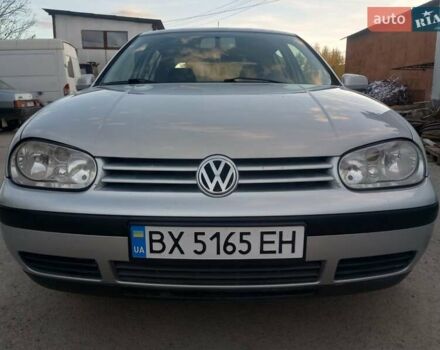 Серый Фольксваген Гольф, объемом двигателя 1.39 л и пробегом 253 тыс. км за 3700 $, фото 3 на Automoto.ua