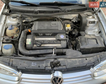 Серый Фольксваген Гольф, объемом двигателя 1.39 л и пробегом 230 тыс. км за 4200 $, фото 13 на Automoto.ua