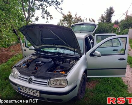 Сірий Фольксваген Гольф, об'ємом двигуна 1.6 л та пробігом 241 тис. км за 4400 $, фото 3 на Automoto.ua