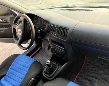 Серый Фольксваген Гольф, объемом двигателя 1.6 л и пробегом 318 тыс. км за 3650 $, фото 13 на Automoto.ua