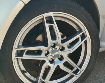 Серый Фольксваген Гольф, объемом двигателя 1.6 л и пробегом 227 тыс. км за 4500 $, фото 7 на Automoto.ua